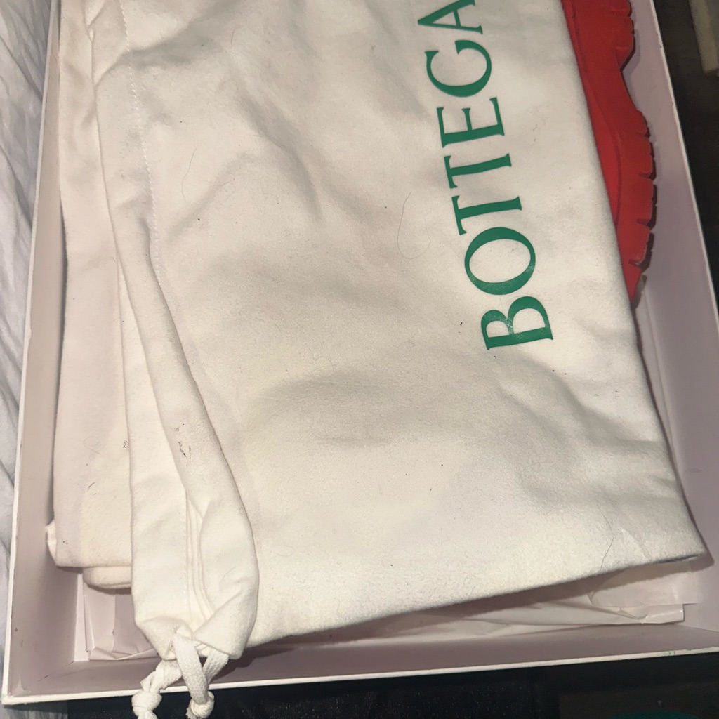 Bottega Veneta
